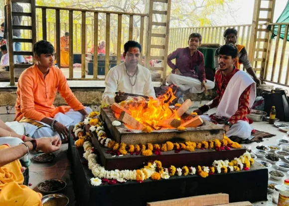 Baglamukhi Akarshan Prayog